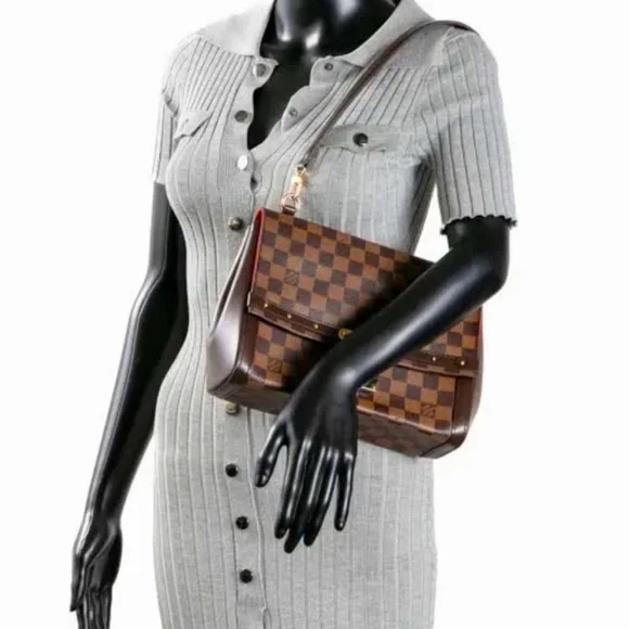 ‼️RARE❤️Louis Vuitton Damier Ebene shoulder bag studded LV handbag LV trunk bag - Picture 16 of 17